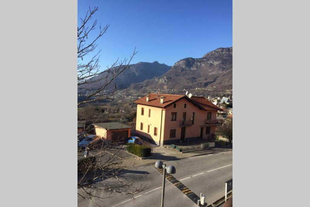 Con Parcheggio Pubblico Sotto Casa Apartment